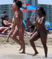 dark-hued nudists. Photo #6